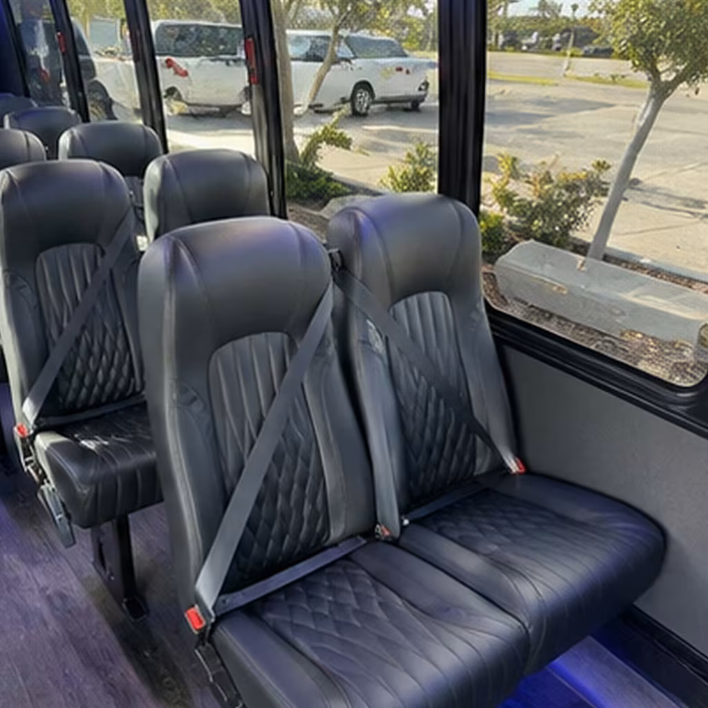 remote parking lot minibus rentals in coral springs